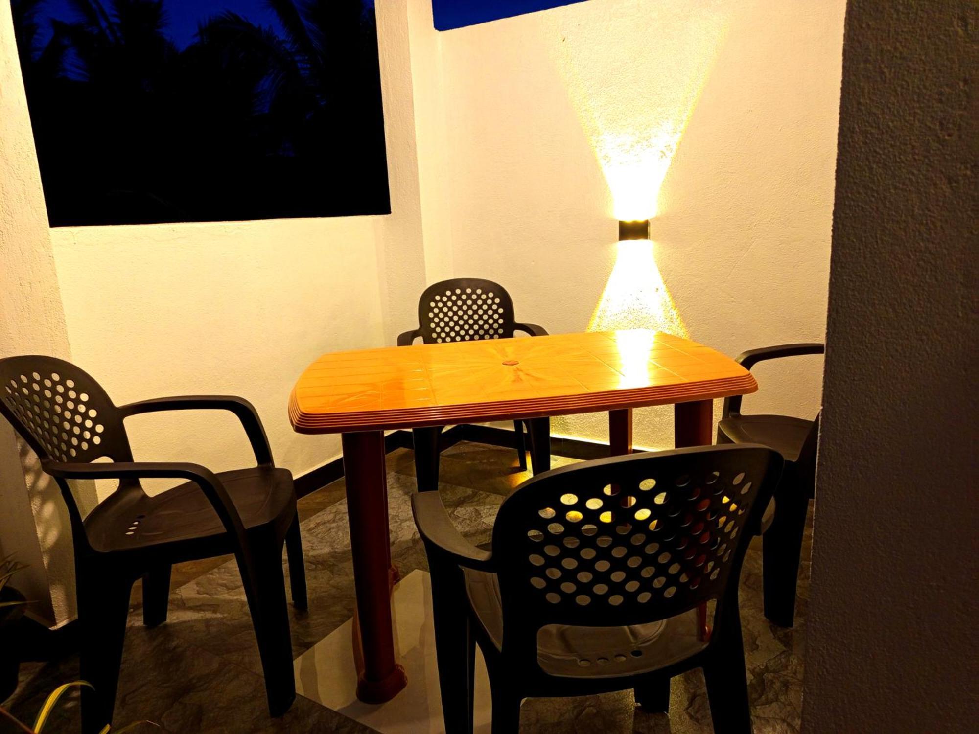 Olu Bunk Apartman Dikwella Kültér fotó